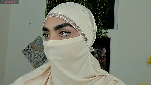 Maissa_Alabi's cam snapshot