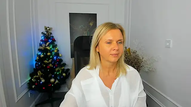 AgathaKlouin's cam snapshot