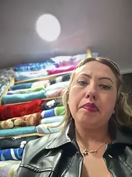 VIOLETA-25_ live sex cam