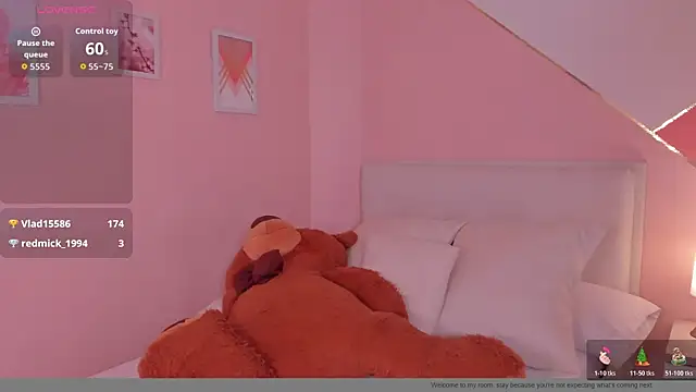 mae_lyra live sex cam