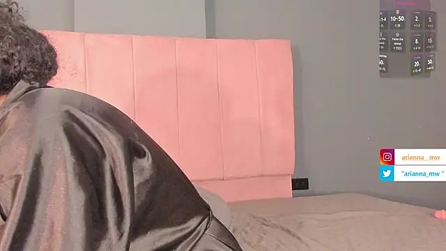 Arianna__01's cam snapshot