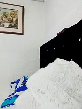 ElizabethWeil's cam snapshot