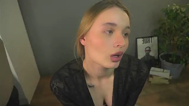 lisa_schiele's cam snapshot