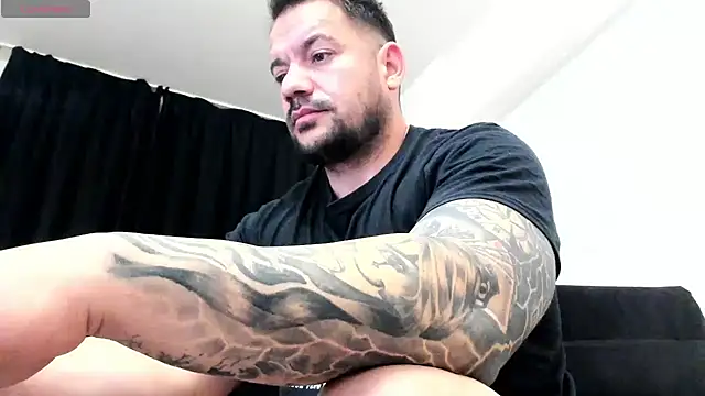 musclemonster31's cam snapshot