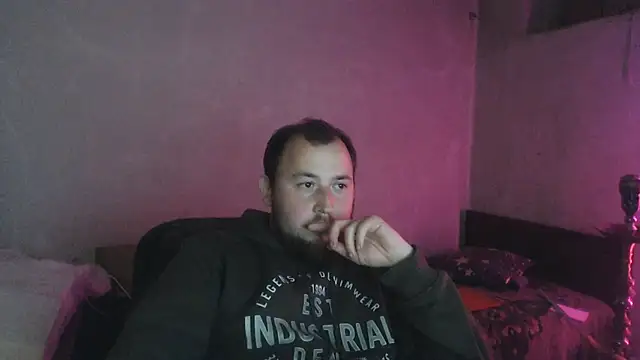 BIG-COCK-OMG's cam snapshot