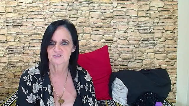 LuciousGrace's cam snapshot