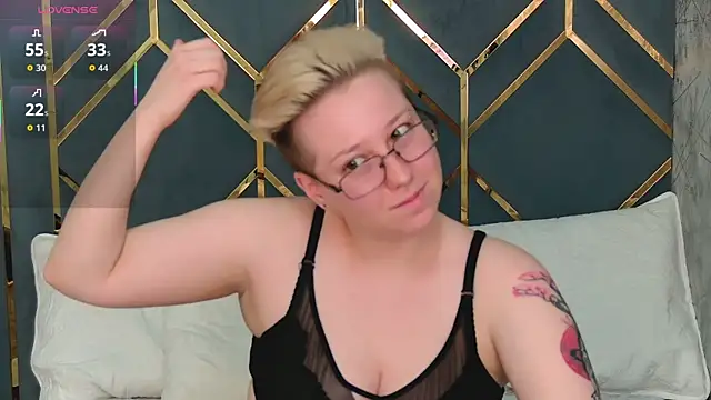 AlexandraGreen's cam snapshot