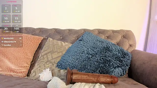 kiut_lili's cam snapshot