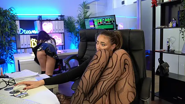 BabesGoWild live sex cam