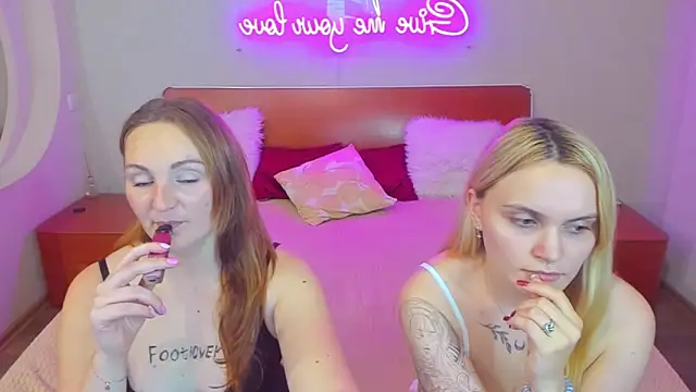 MagicEyess live sex cam