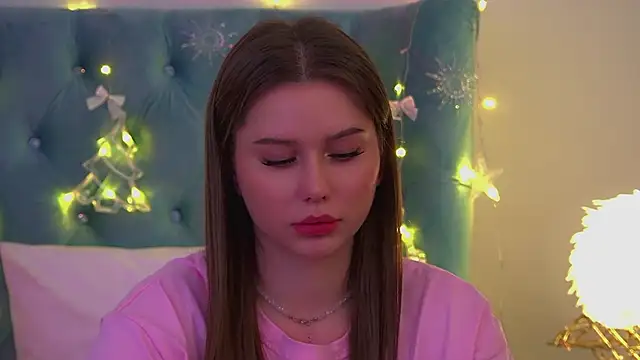 DianaVert's cam snapshot