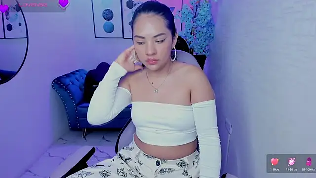 Rousse_land's cam snapshot