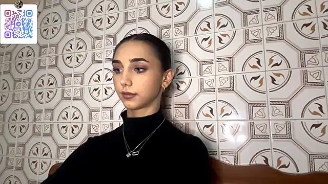 LinaMour's cam snapshot