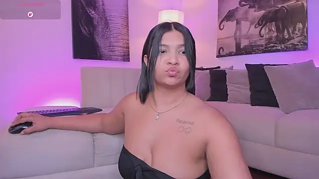 alaia7h live sex cam