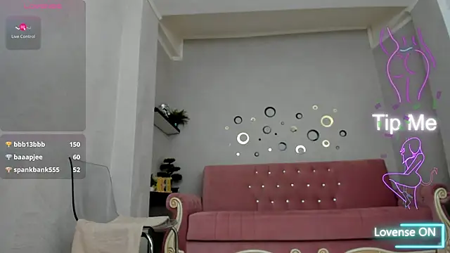 BelovedKhlloee's cam snapshot