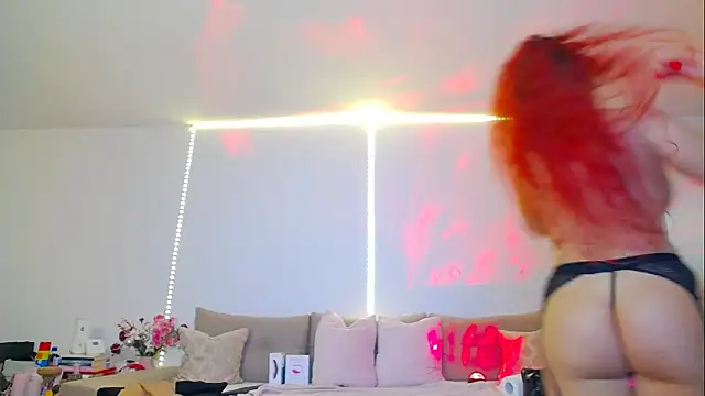 AlexaMilsen's web cam