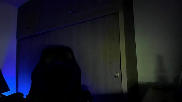 male_pussy's cam snapshot