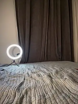 Ella_Charm live sex cam