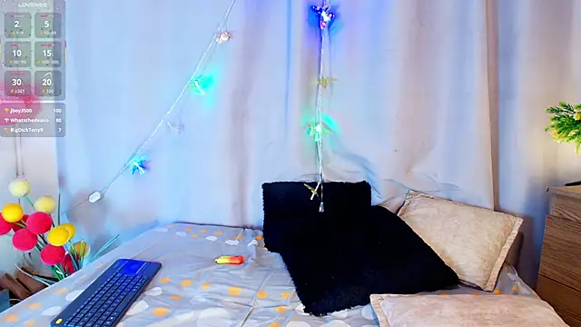 jade_brunnette's cam snapshot