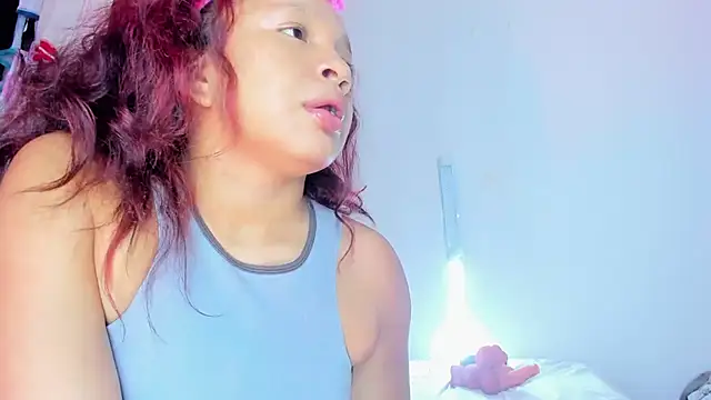 Emily_Coper18 live sex cam