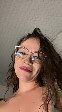 alysa_g_'s cam snapshot