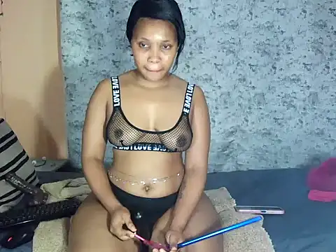 freakynyashXxXx live sex cam