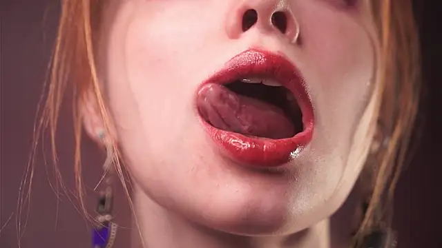 ginger_hugs live sex cam