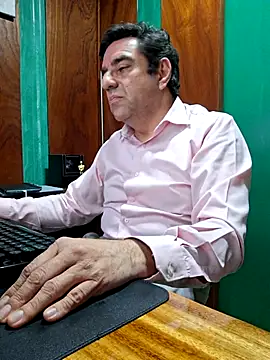 FernandoReuterG live sex cam