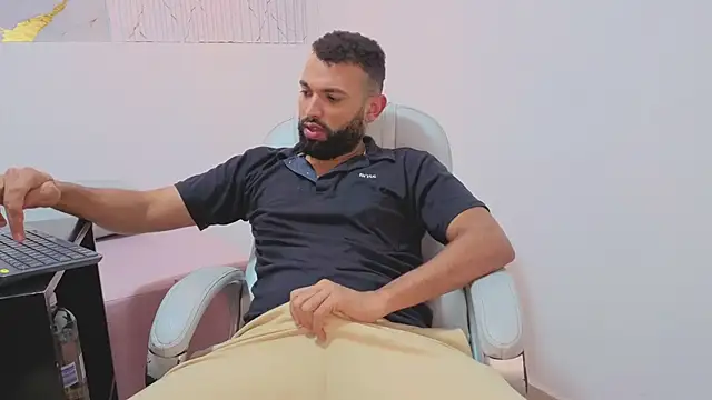 onlymen2025's cam snapshot