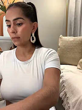 Mau_White live sex cam