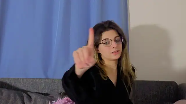 CasandraMickell live sex cam