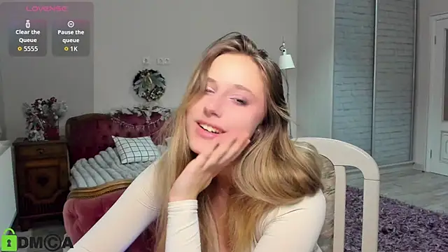 blondy_rina's cam snapshot