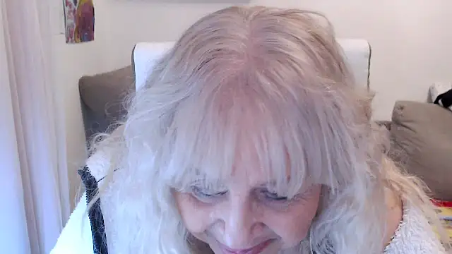 SusiLifeXXX's cam snapshot