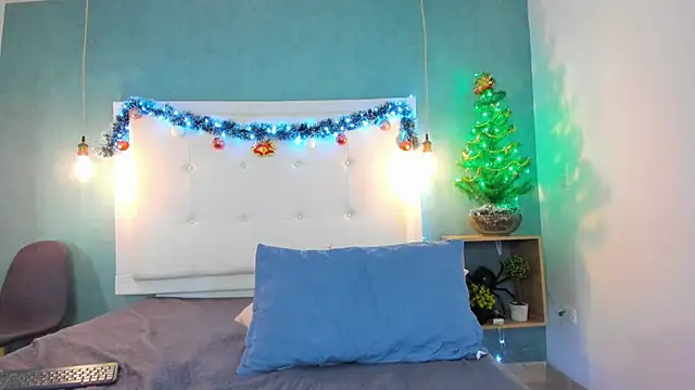 Heidy_milf's cam snapshot