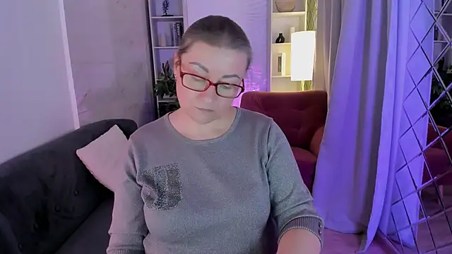 AlexandraKind's cam snapshot