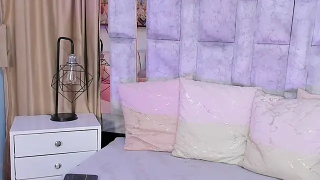 lila_noa's cam snapshot