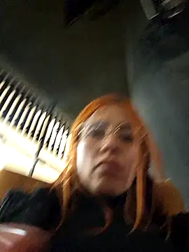 Alis_xxx live sex cam