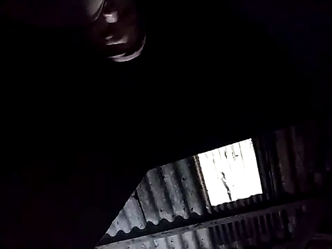 PhamPm70's cam snapshot