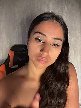 Valentinne_z live sex cam