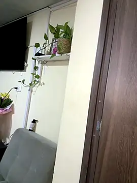 laemmarouse's cam snapshot