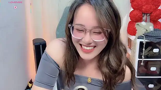 NEWONETO live sex cam