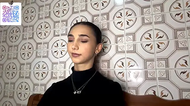 LinaMour's cam snapshot