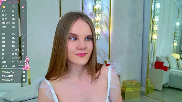 Lili_Lohan's cam snapshot