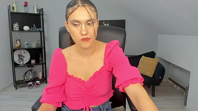 IzzyMonro's cam snapshot