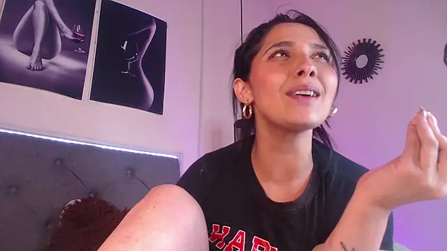 emily_leinner's cam snapshot