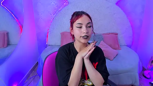 Megane_whitte's cam snapshot