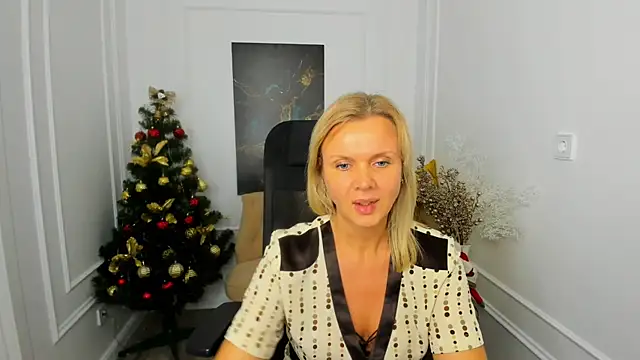 AgathaKlouin's cam snapshot