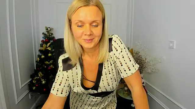 AgathaKlouin's cam snapshot