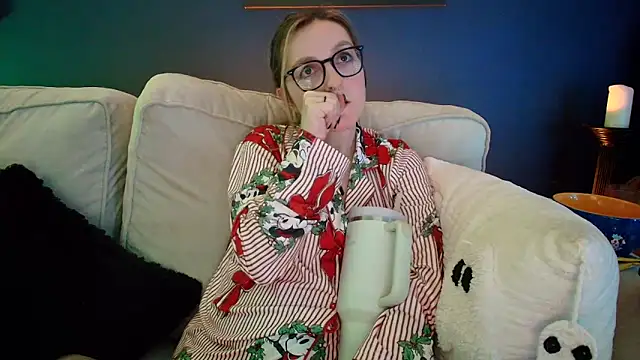 short_sweetpea's cam snapshot