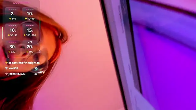 Emily_Warren_'s cam snapshot